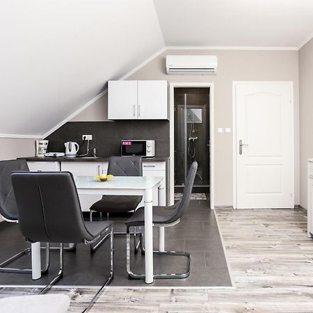Gárdi Apartman Szekszárd Exterior foto
