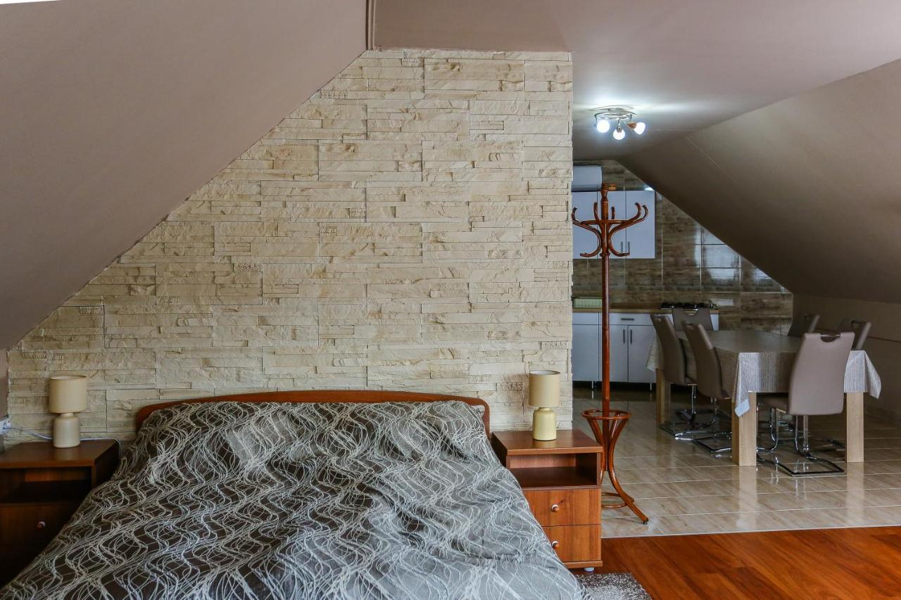 Gárdi Apartman Szekszárd Exterior foto