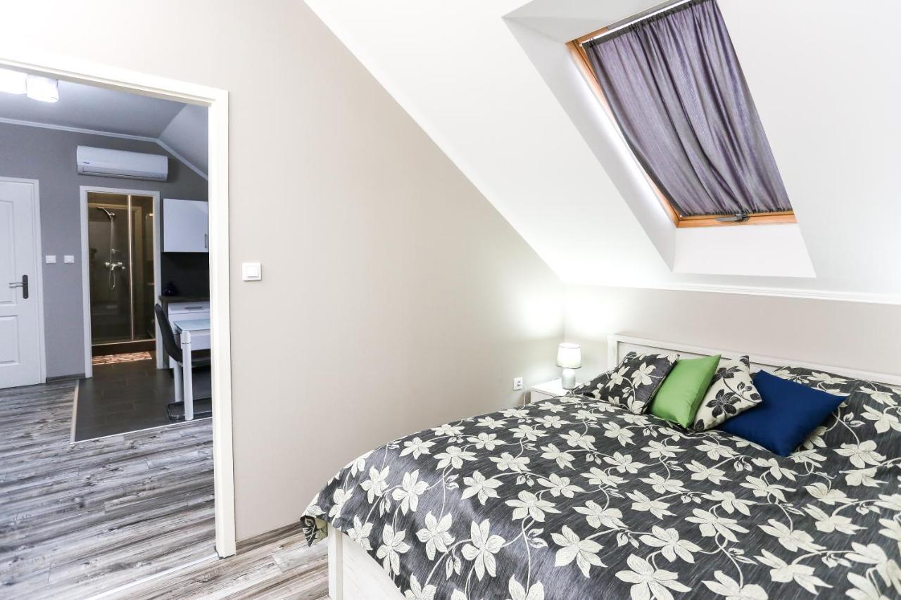 Gárdi Apartman Szekszárd Exterior foto